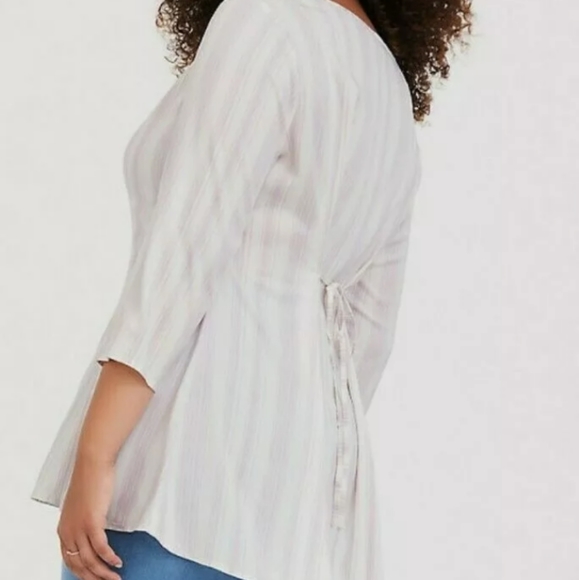 Torrid  Lilac Purple & Ivory Stripe Stretch Challi - Picture 3 of 4